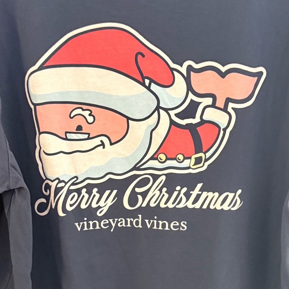 Vineyard Vines Shirt Mens Size M Blue Pocket Tee Santa Whale Christmas Graphic - Picture 6 of 10